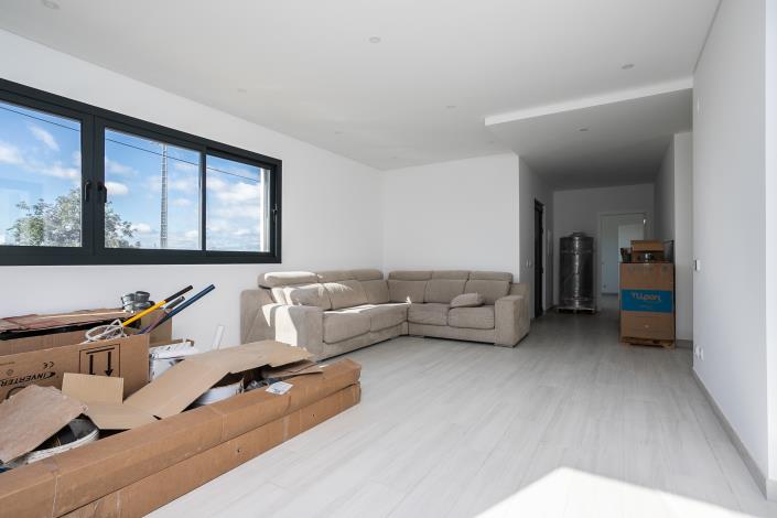 Image No.11-3 Bed Villa / Detached for sale