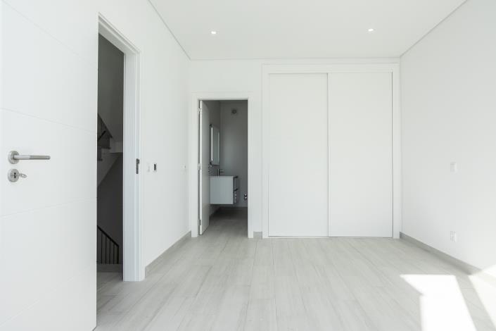 Image No.25-3 Bed Villa / Detached for sale