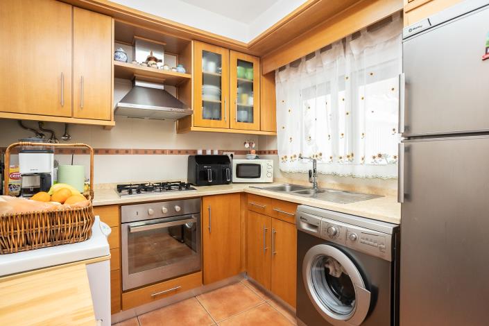 Image No.3-2 Bed Townhouse for sale