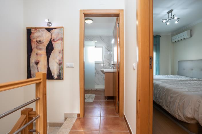 Image No.22-2 Bed Townhouse for sale