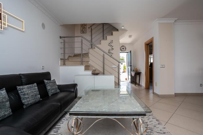 Image No.11-5 Bed Semi-Detached for sale