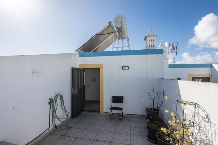 Image No.38-5 Bed Semi-Detached for sale