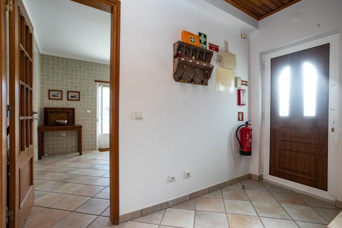 Image No.11-3 Bed Semi-Detached for sale