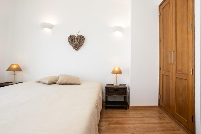 Image No.17-3 Bed Semi-Detached for sale