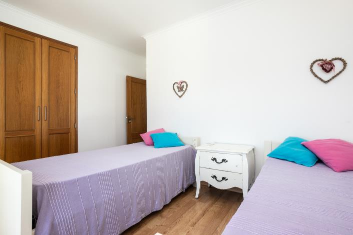 Image No.25-3 Bed Semi-Detached for sale