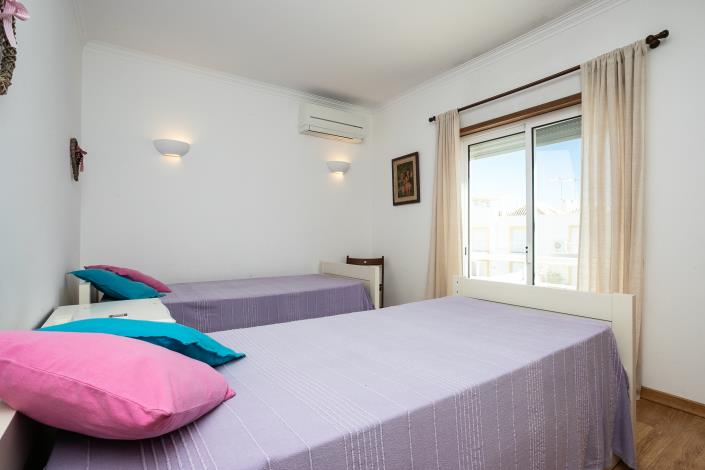 Image No.27-3 Bed Semi-Detached for sale