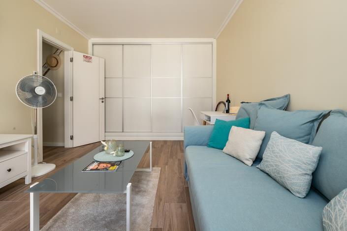 Image No.7-5 Bed Townhouse for sale