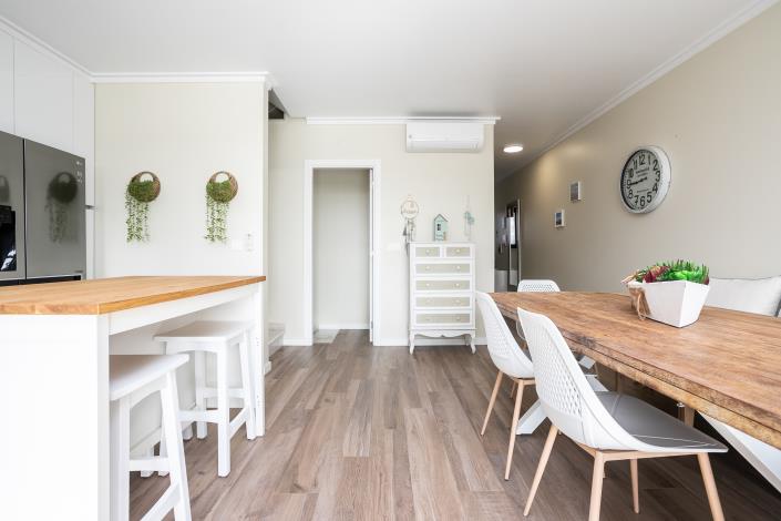 Image No.13-5 Bed Townhouse for sale