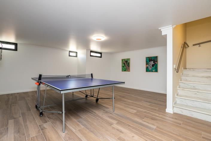 Image No.23-5 Bed Townhouse for sale