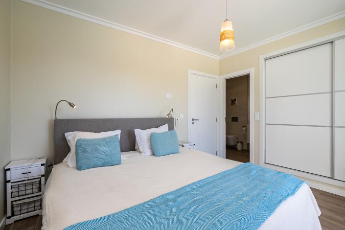 Image No.32-5 Bed Townhouse for sale