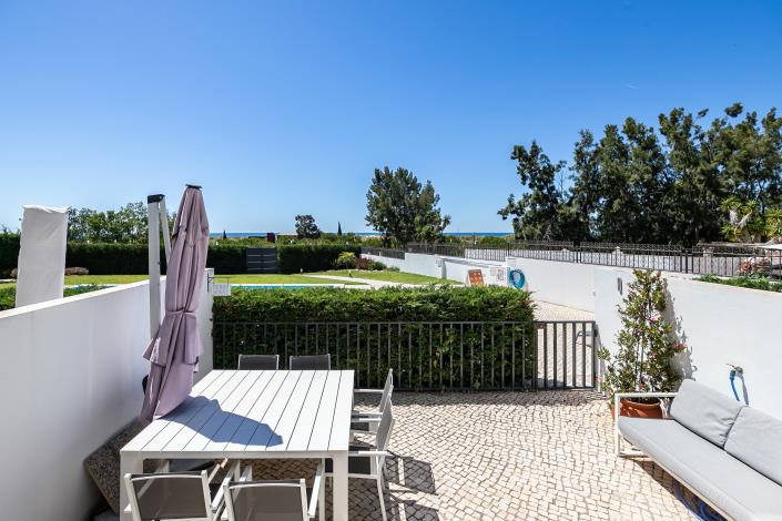 Image No.18-5 Bed Townhouse for sale