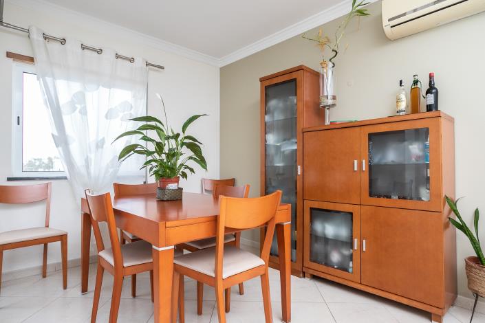 Image No.5-4 Bed Duplex for sale