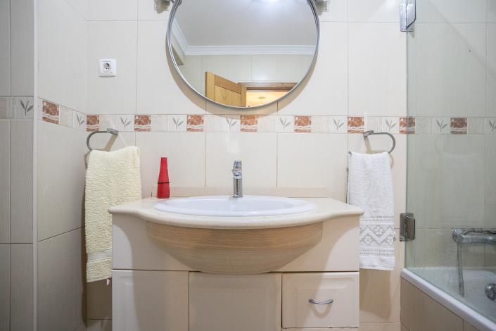 Image No.15-4 Bed Duplex for sale