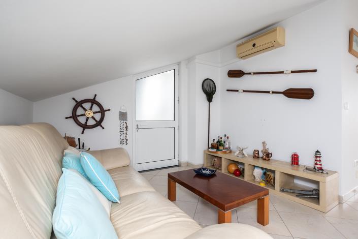 Image No.25-4 Bed Duplex for sale