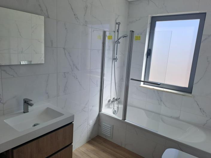 Image No.13-3 Bed Townhouse for sale