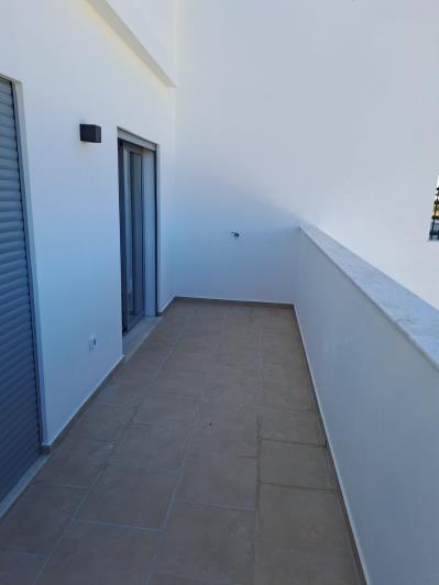 Image No.18-3 Bed Townhouse for sale