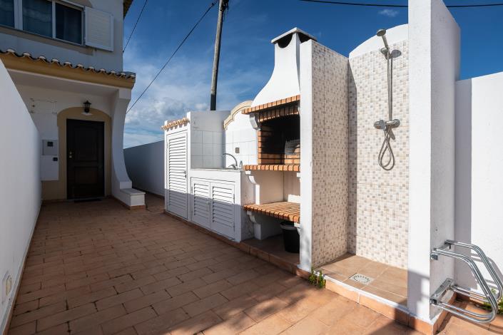 Image No.3-3 Bed House for sale