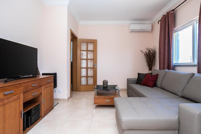 Image No.15-3 Bed House for sale