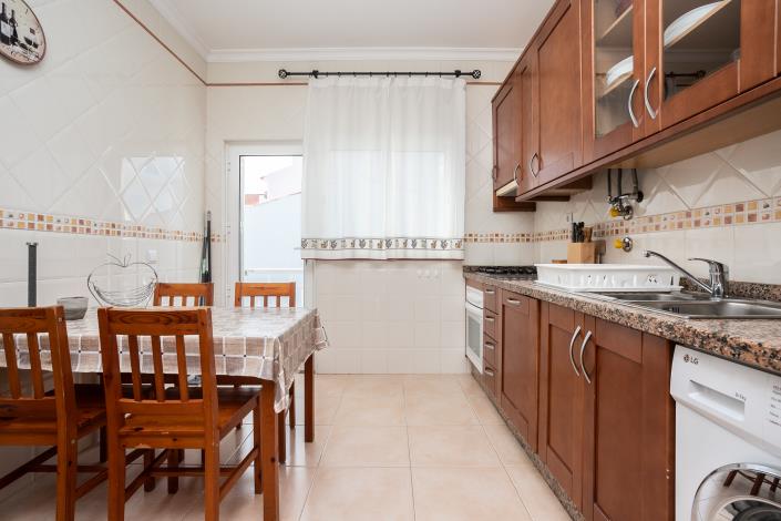 Image No.17-3 Bed House for sale