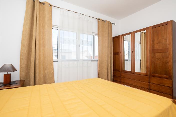 Image No.21-3 Bed House for sale