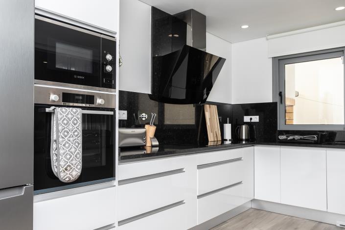 Image No.10-5 Bed Townhouse for sale