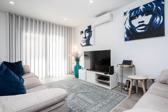 Image No.20-5 Bed Townhouse for sale