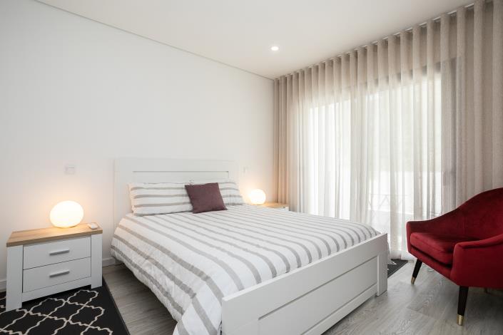 Image No.27-5 Bed Townhouse for sale