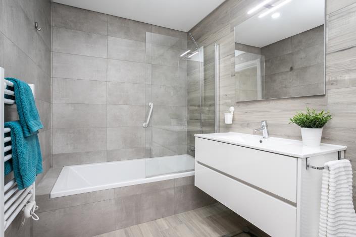 Image No.32-5 Bed Townhouse for sale