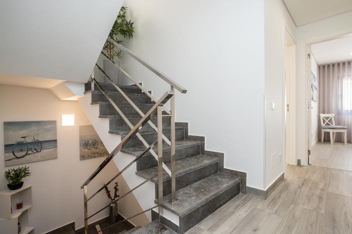 Image No.34-5 Bed Townhouse for sale