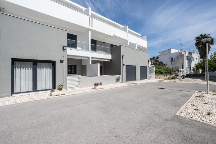 Image No.22-2 Bed Apartment for sale