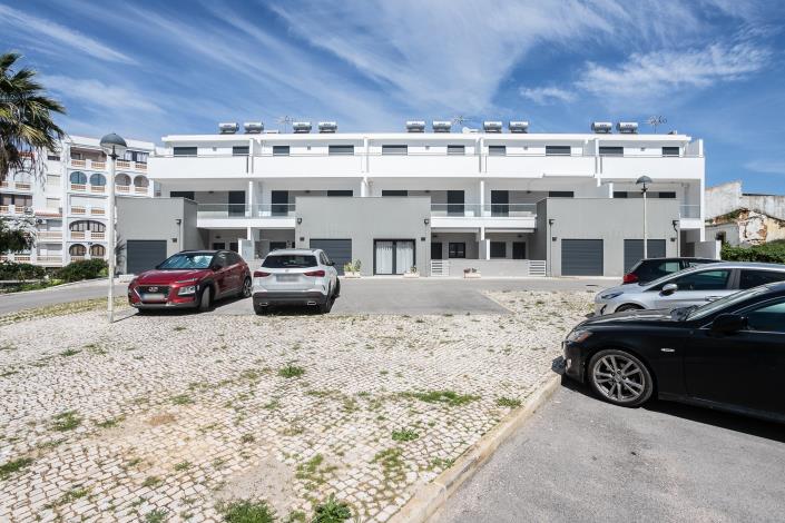 Image No.23-2 Bed Apartment for sale