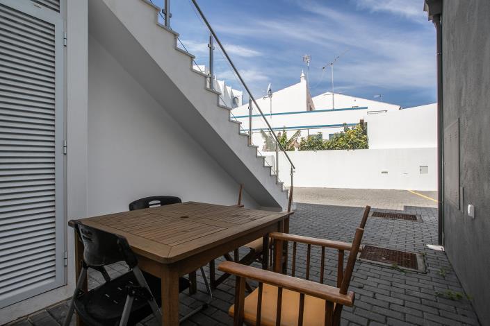 Image No.25-2 Bed Apartment for sale