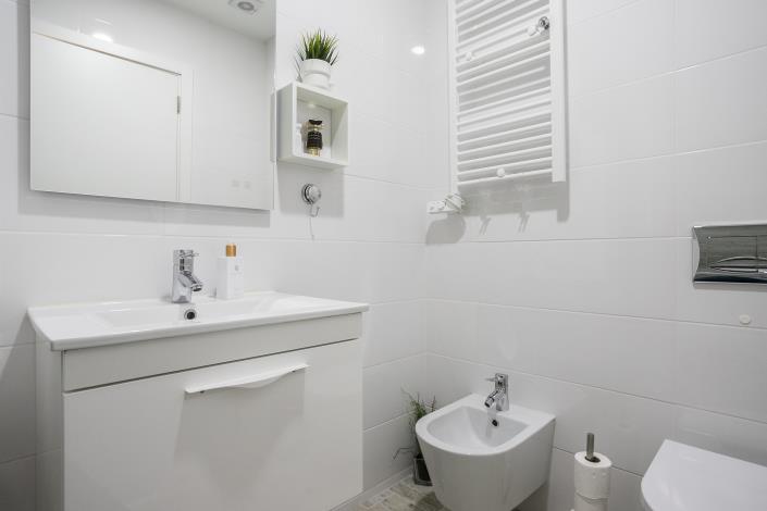 Image No.21-2 Bed Apartment for sale