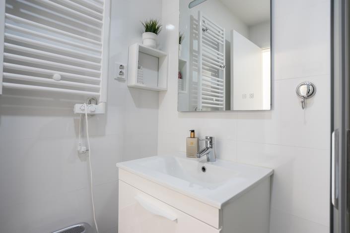 Image No.28-2 Bed Apartment for sale