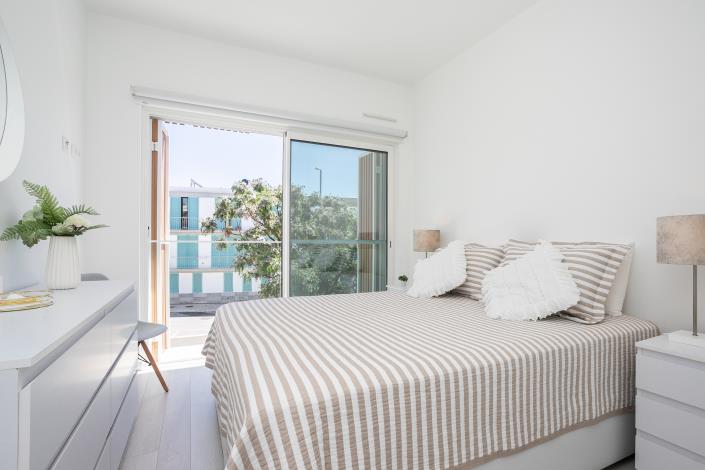 Image No.24-2 Bed Apartment for sale