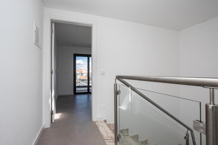 Image No.34-4 Bed Semi-Detached for sale