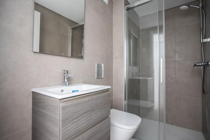 Image No.35-4 Bed Semi-Detached for sale