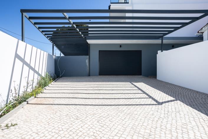 Image No.2-4 Bed Semi-Detached for sale