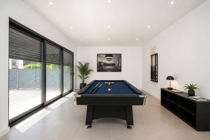 Image No.15-4 Bed Semi-Detached for sale