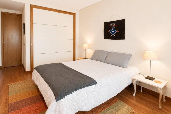 Image No.20-2 Bed Apartment for sale