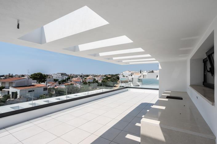 Image No.29-4 Bed Villa / Detached for sale