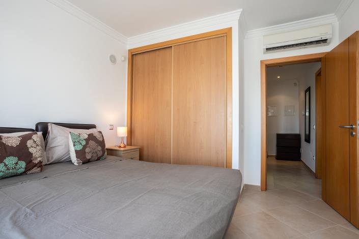 Image No.17-4 Bed Semi-Detached for sale