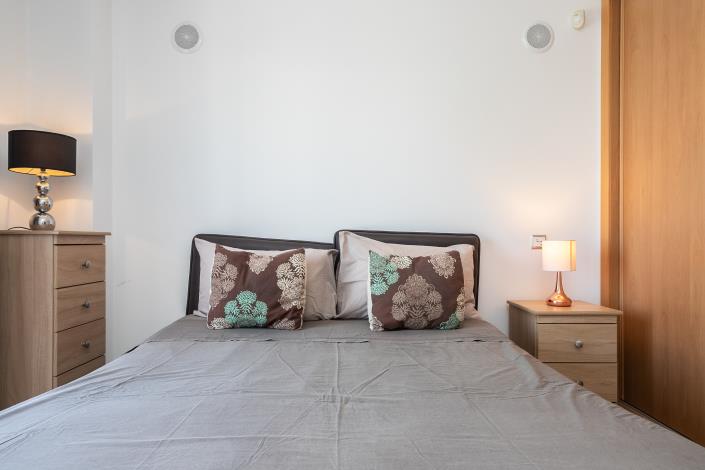 Image No.18-4 Bed Semi-Detached for sale