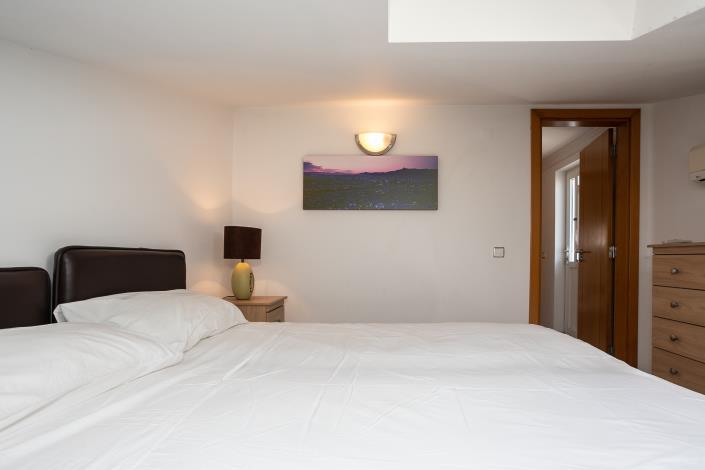 Image No.27-4 Bed Semi-Detached for sale