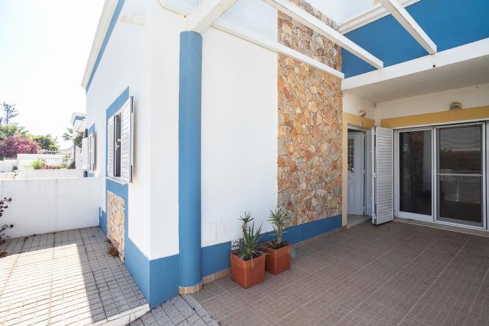 Image No.33-4 Bed Semi-Detached for sale