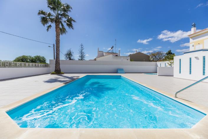 Image No.2-4 Bed Semi-Detached for sale