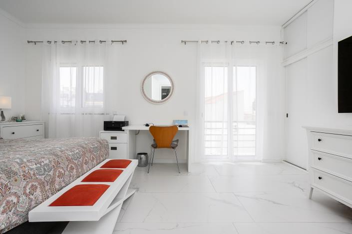 Image No.45-3 Bed Semi-Detached for sale