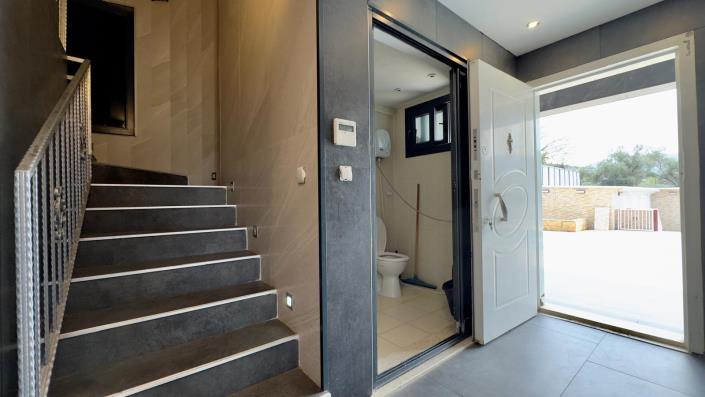 Image No.5-5 Bed Villa / Detached for sale