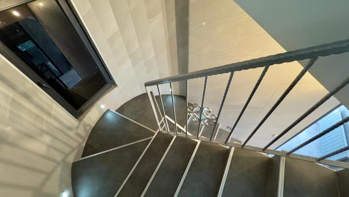 Image No.25-5 Bed Villa / Detached for sale