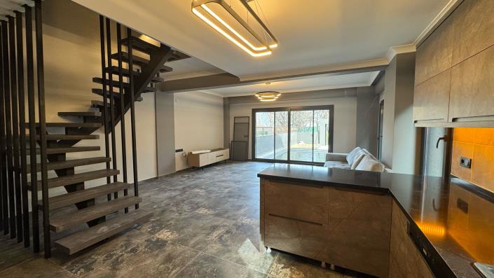 Image No.13-3 Bed Villa for sale